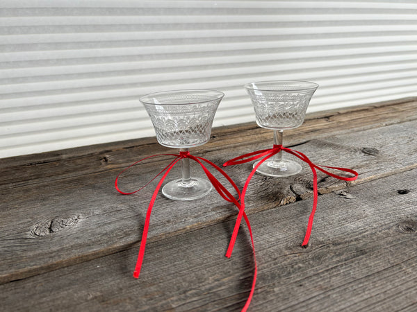 Vintage Set of 2 Edwardian Etched Coupe Glasses