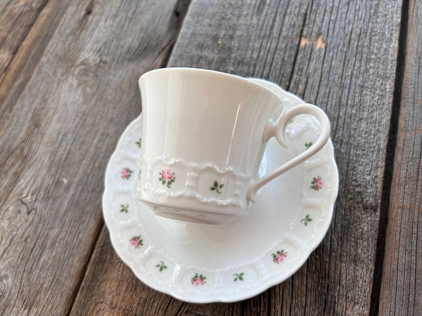 Vintage German Franconia-Krautheim Pirouette Teacup and Saucer