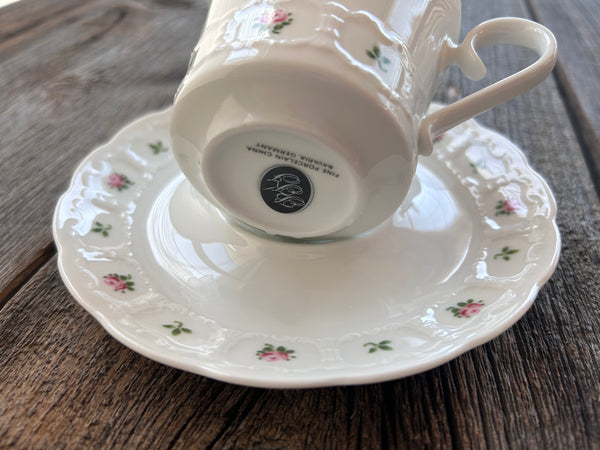 Vintage German Franconia-Krautheim Pirouette Teacup and Saucer