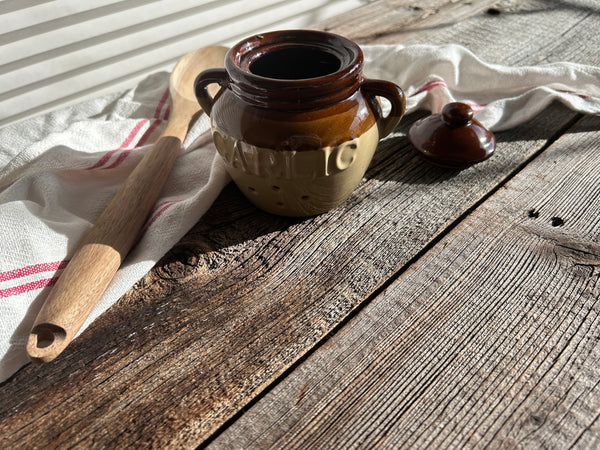 Vintage Two-Toned Garlic Keeper