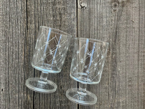 Set of 2 Vintage Luminarc France Petite Wine Glasses