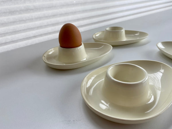 Set of 4 Vintage Melamine Egg Cup