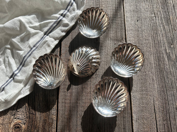 Vintage Individual Small Footed Seashell Dish