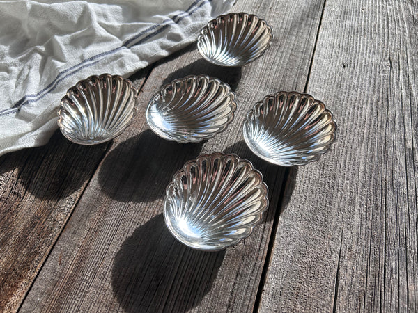 Vintage Individual Small Footed Seashell Dish