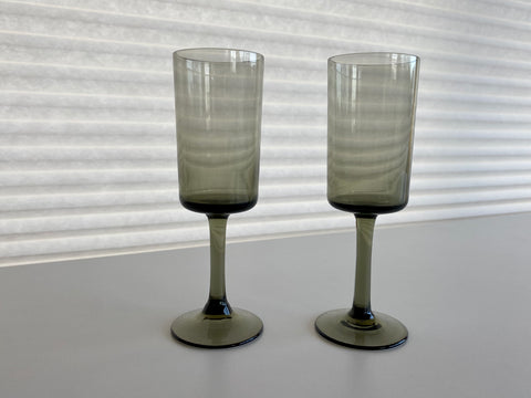 Vintage Set of 2 Liquor Glasses