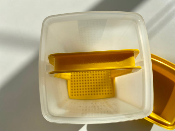 Vintage Tupperware Yellow Pickle Keeper