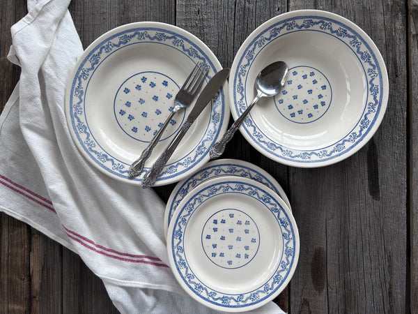 Individual Vintage Oxford Brazil Blue Floral Soup Bowl