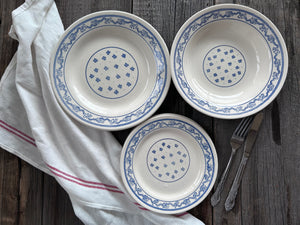 Individual Vintage Oxford Brazil Blue Floral Dinner Plate