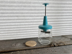 Vintage Turquoise Androck Food Chopper