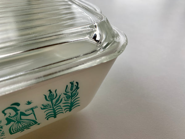 Vintage Pyrex Amish Butterprint Blue Large Refridgerator Container With Lid