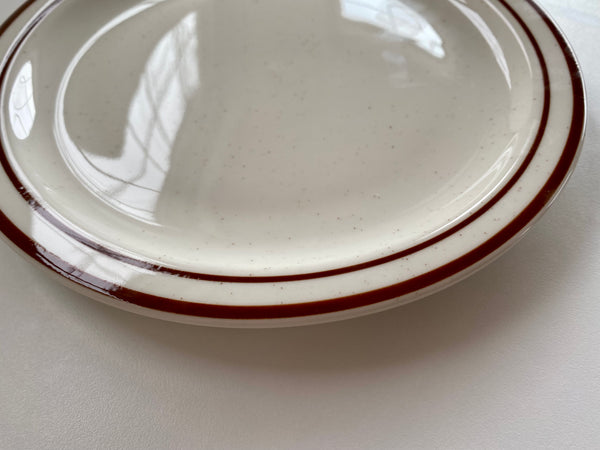 Tuxton Bahamas Brown Rim Speckled Round Dinner Plate