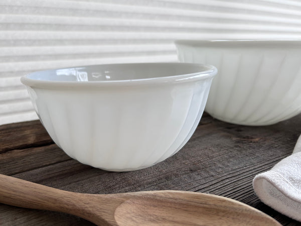 Set of 2 Vintage Fire King White Swirl Mixing Bowls