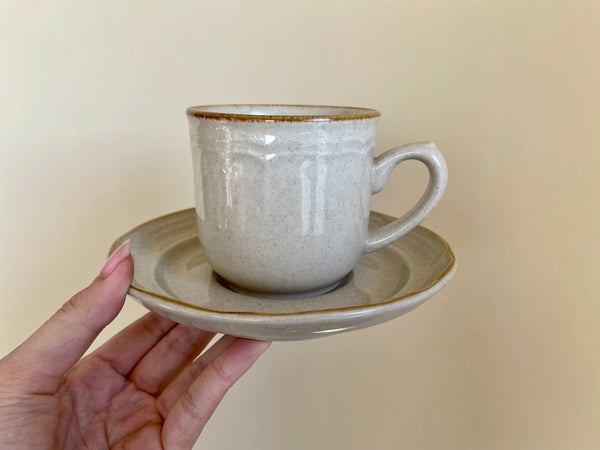 Vintage International Teacup & Saucer (2 Piece)