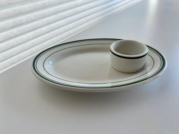 Tuxton Green Bay Small Oval Plate (9 3/8" x 6 1/2")