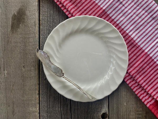 Individual Vintage Wood & Sons Camelot White Salad Plate