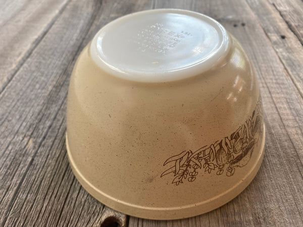 Vintage Pyrex Forest Fancies 402 Bowl