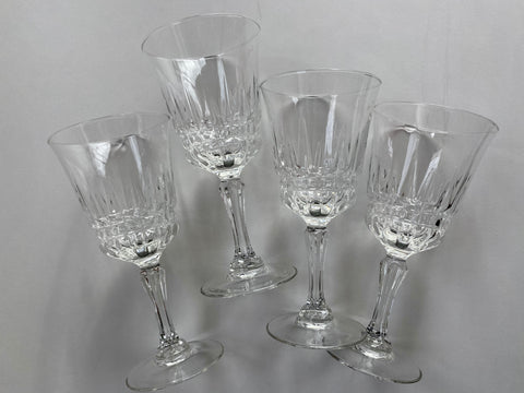 Vintage Set of 4 Luminarc France Barcelona Wine Glasses