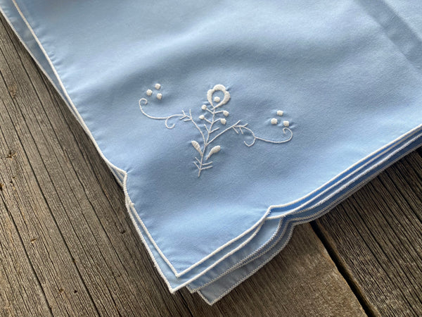 Individual Vintage Blue Embroidered Napkin