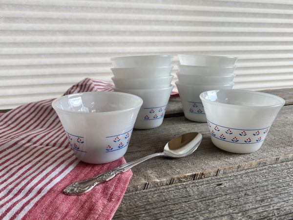 Individual Vintage Dynaware Custard Cup