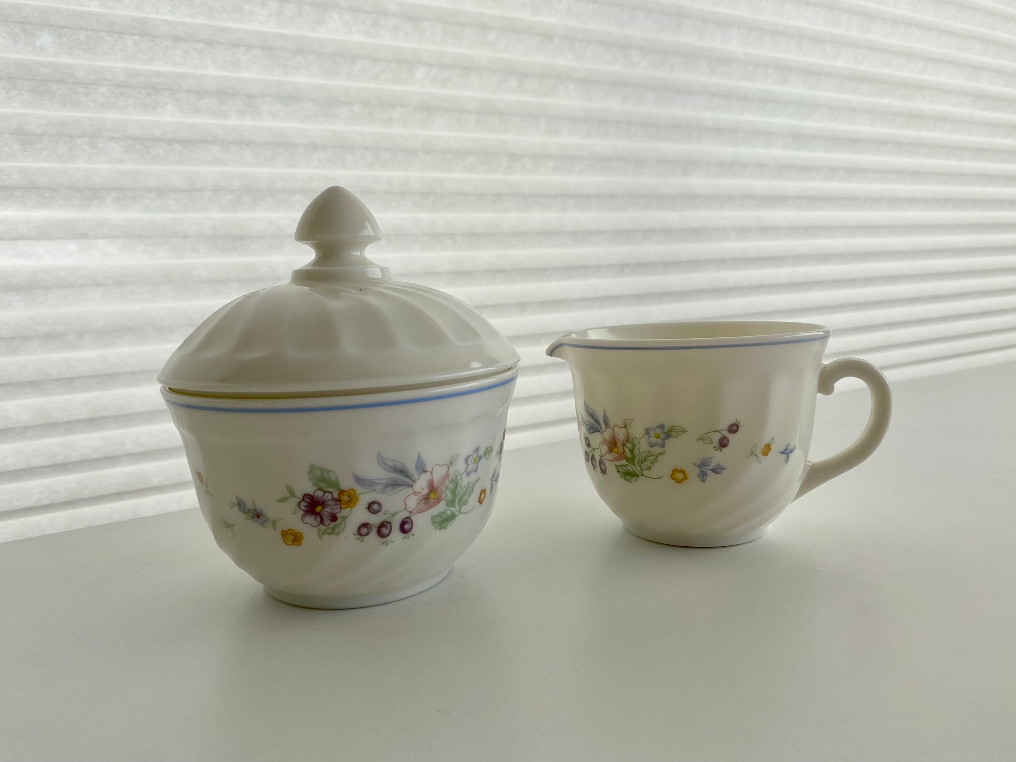 Vintage Arcopal Victoria Sugar and Creamer