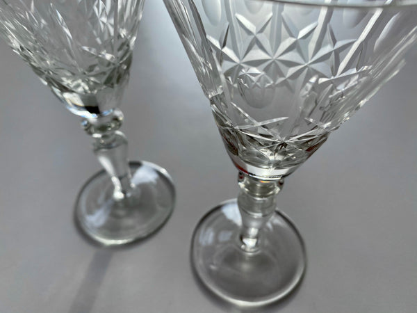 Set of 2 Vintage Wine Glasses