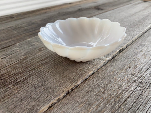 Vintage Hazel Atlas Milk Glass Swirl Bowl