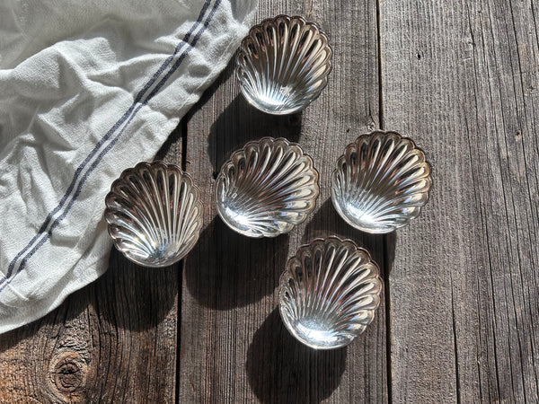 Vintage Individual Small Footed Seashell Dish