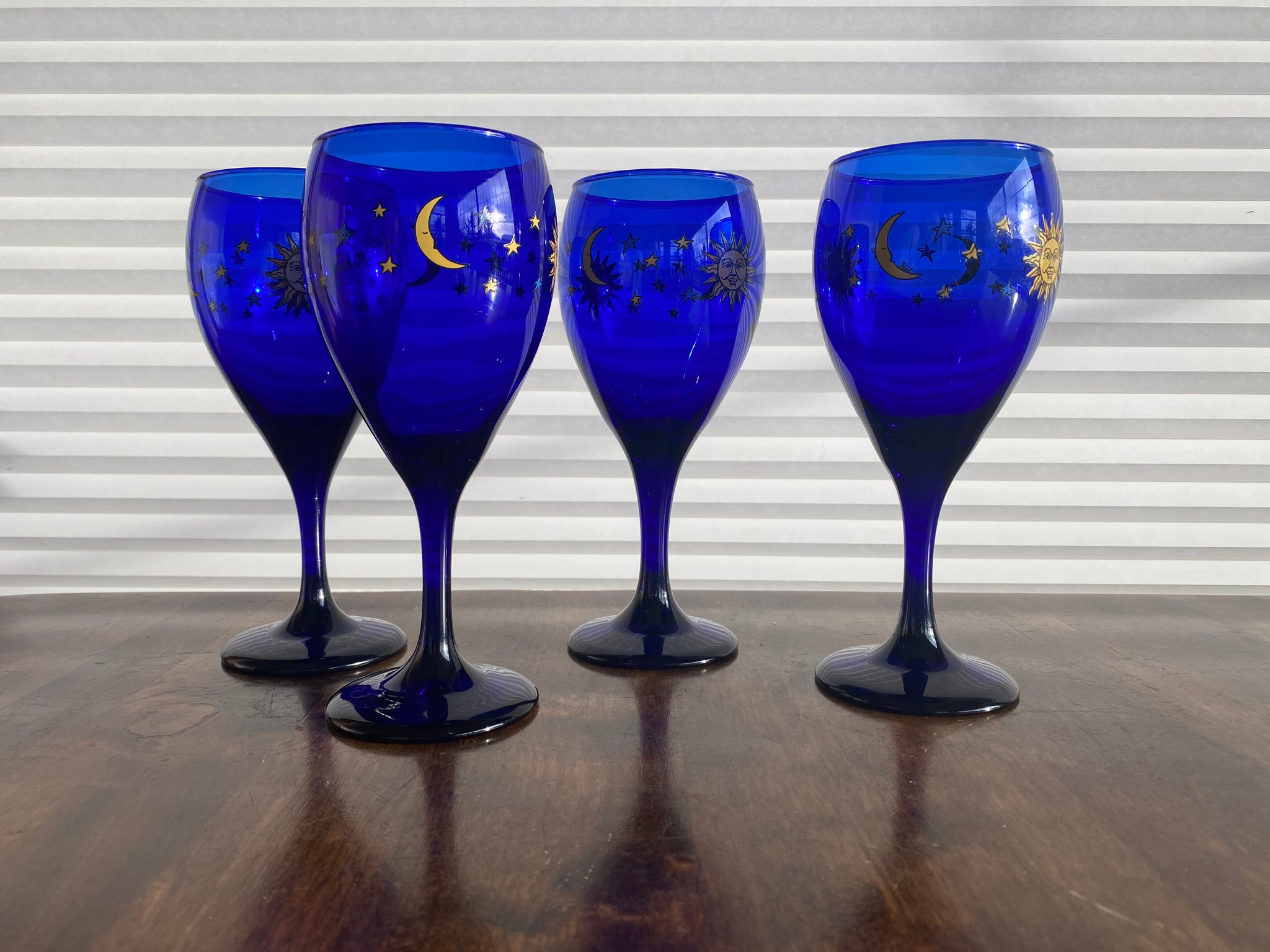 Vintage Set of 4 Misty Blue Swirl by Libbey Wine Glasses - Stemware