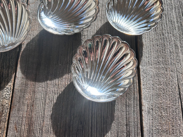 Vintage Individual Small Footed Seashell Dish