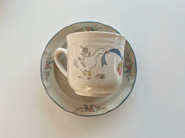 Individual Vintage International Marmalade Teacup & Saucer (2-Piece)